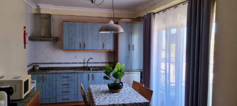 Apartamento em Alagoa Altura para arrendamento de Outubro a Maio