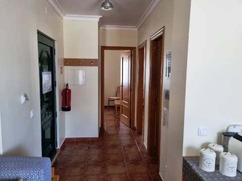 Apartamento em Alagoa Altura para arrendamento de Outubro a Maio