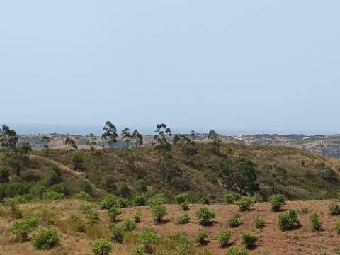 TERRENO COM 53.520 M2 - VISTA MAR - COM LAGO - POSSIBILIDADE DE CONSTRUIR - CAMPEIROS - CASTRO MARIM - ALGARVE