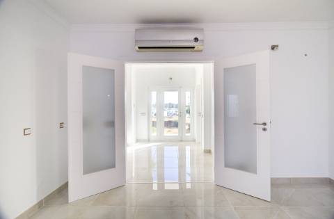 Moradia T4 de Luxo com Piscina e Vistas Panorâmicas - Quinta da Cerca, Castro Marim
