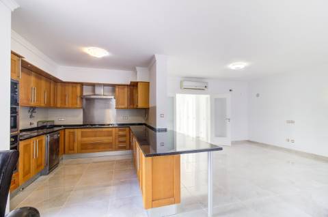 Moradia T4 de Luxo com Piscina e Vistas Panorâmicas - Quinta da Cerca, Castro Marim
