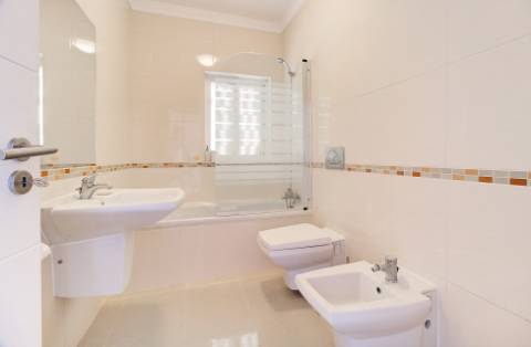 Moradia T4 de Luxo com Piscina e Vistas Panorâmicas - Quinta da Cerca, Castro Marim
