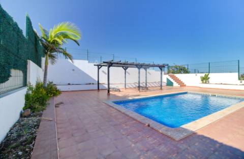 Moradia T4 de Luxo com Piscina e Vistas Panorâmicas - Quinta da Cerca, Castro Marim
