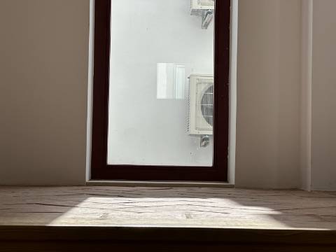 Apartamento T1 Novo, mobilado, anual, no Centro Pombalino de Vila Real de Santo António.