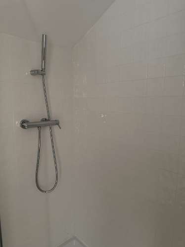 Apartamento T1 Novo, mobilado, anual, no Centro Pombalino de Vila Real de Santo António.