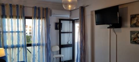 Apartamento T2 em Altura para arrendamento de Outubro a Maio