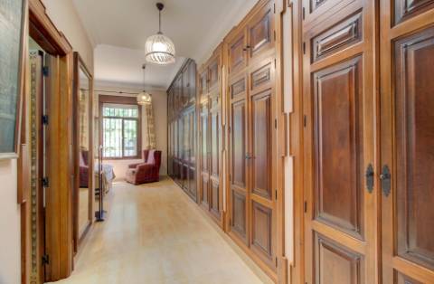 Moradia Térrea de 4 Quartos com 2ha em Local Privilegiado