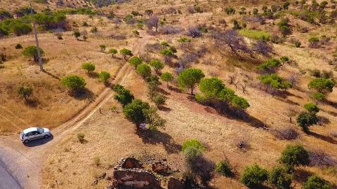 RUINA COM TERRENO - COM PIP APROVADO PARA MORADIA T3 COM PISCINA - VISTA MAR - VILA NOVA DE CACELA - VRSA - ALGARVE