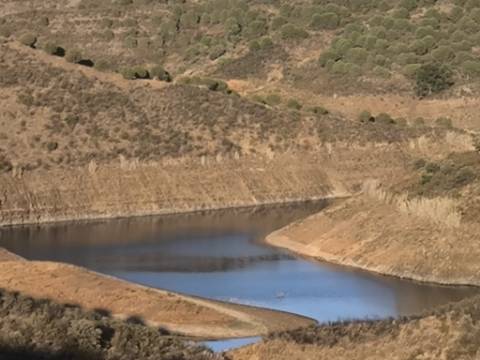 TERRENO RÚSTICO COM 7.560 M2 - NA BARRAGEM DO BELICHE - CASTRO MARIM - ALGARVE