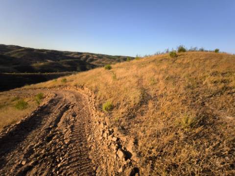 TERRENO RÚSTICO COM 7.560 M2 - NA BARRAGEM DO BELICHE - CASTRO MARIM - ALGARVE
