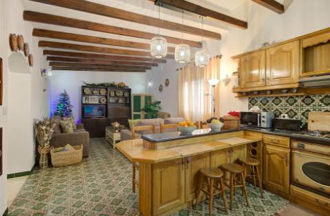 Moradia T2 Disponível para Arrendamento de Outubro a Junho