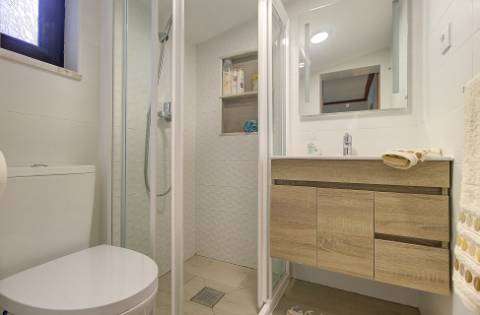 Moradia T2 Disponível para Arrendamento de Outubro a Junho