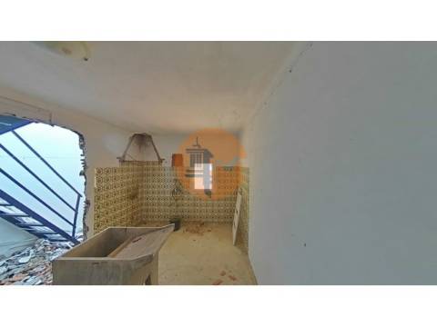 MORADIA PARA RECUPERAR EM SÃO BARTOLOMEU DO SUL - CASTRO MARIM - ALGARVE
