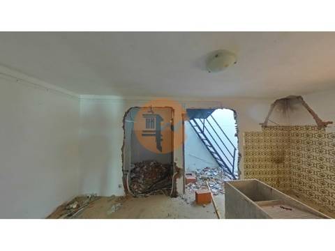 MORADIA PARA RECUPERAR EM SÃO BARTOLOMEU DO SUL - CASTRO MARIM - ALGARVE