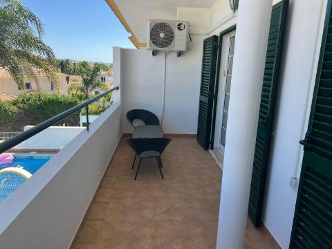 Fantástica Moradia com Piscina para venda