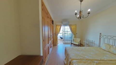 Fantástica Moradia com Piscina para venda