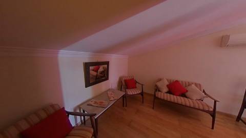 Fantástica Moradia com Piscina para venda