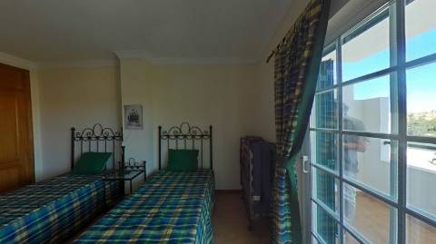 Fantástica Moradia com Piscina para venda