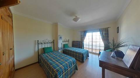 Fantástica Moradia com Piscina para venda