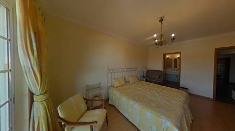 Fantástica Moradia com Piscina para venda