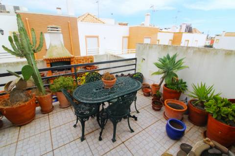 Moradia T2 Em Tavira Com Vista Mar