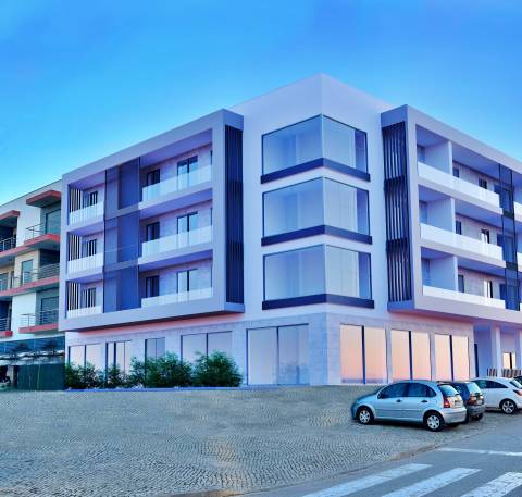 Excelente apartamento T2 com boas áreas, garagem e arrumo fechado em fase de construção no centro de Loulé.