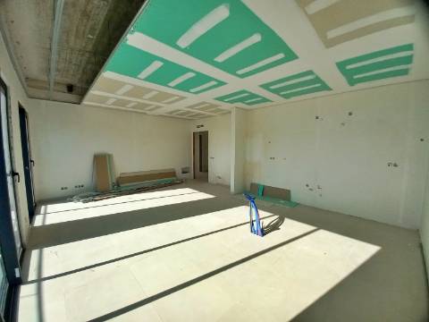 Excelente apartamento T2 com piscina, em fase de construção no centro de Almancil.