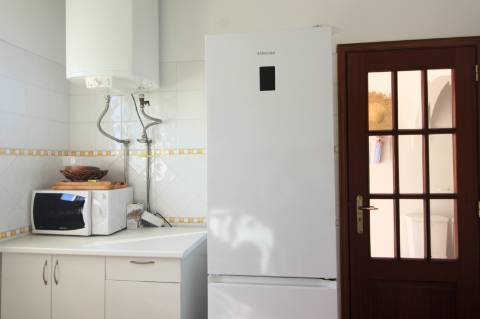 Apartamento T2, último andar, com um amplo terraço de 74.40 m2, Santa Luzia, Tavira