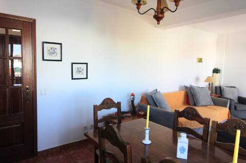 Apartamento T2, último andar, com um amplo terraço de 74.40 m2, Santa Luzia, Tavira