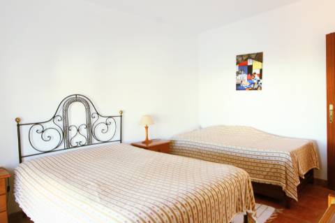 Apartamento T2, último andar, com um amplo terraço de 74.40 m2, Santa Luzia, Tavira