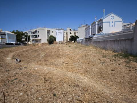TERRENO URBANO COM 1720 M2 - PARA CONSTRUÇÃO - MORADIAS PREDIO - MANTA ROTA - VILA NOVA DE CACELA - VRSA