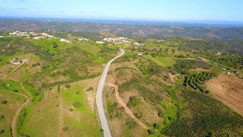 TERRENO RUSTICO COM 5.720 M2 - COM POÇO - CORTE DO GAGO - CASTRO MARIM - ALGARVE