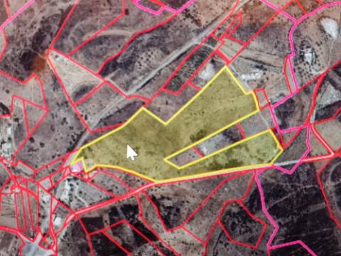 TERRENO COM ARMAZÉM - RUINA - NORA - FURO - COM 77.630 M2 - CONSTRUÇÃO DE MORADIA E TURISMO - MALHÃO - CASTRO MARIM - ALGARVE