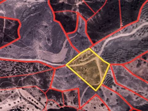 TERRENO COM 7.280 M2 - COM TERRAÇO - VISTA MAR - PRÓXIMO A CORTE DO GAGO - CASTRO MARIM - ALGARVE