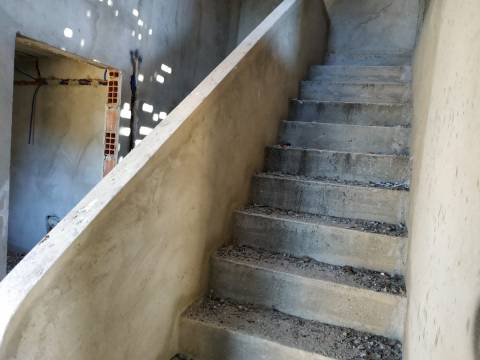 MORADIA - TURISMO - COM TERRENO DE 6 HECTARES NA ALDEIA DE SÃO MARTINHO - ALCOUTIM - ALGARVE