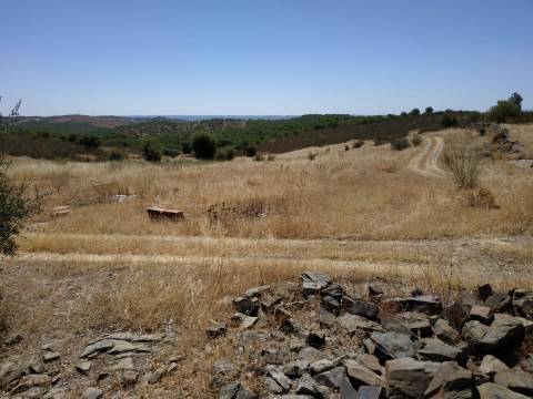 MORADIA - TURISMO - COM TERRENO DE 6 HECTARES NA ALDEIA DE SÃO MARTINHO - ALCOUTIM - ALGARVE