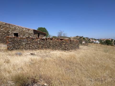 MORADIA - TURISMO - COM TERRENO DE 6 HECTARES NA ALDEIA DE SÃO MARTINHO - ALCOUTIM - ALGARVE