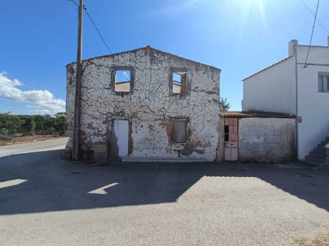 Casa antiga para recuperar na Galvana.
