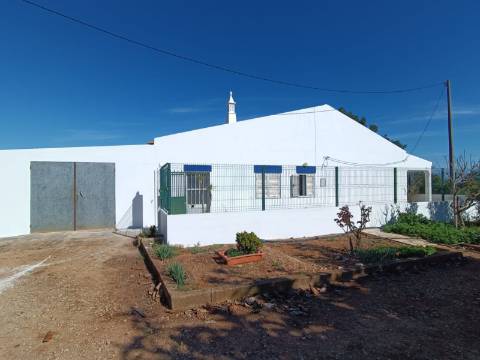 QUINTA RURAL T4 COM FURO - NORA - PRÓXIMO DA PRAIA EM CABANAS DE TAVIRA - ALGARVE