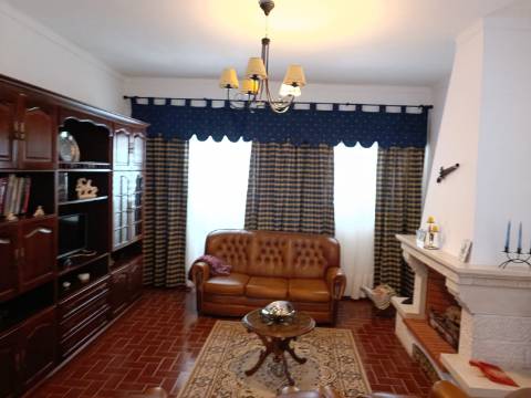 QUINTA RURAL T4 COM FURO - NORA - PRÓXIMO DA PRAIA EM CABANAS DE TAVIRA - ALGARVE