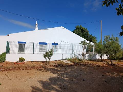 QUINTA RURAL T4 COM FURO - NORA - PRÓXIMO DA PRAIA EM CABANAS DE TAVIRA - ALGARVE