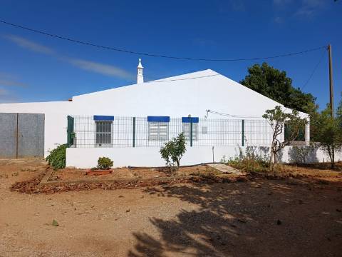 QUINTA RURAL T4 COM FURO - NORA - PRÓXIMO DA PRAIA EM CABANAS DE TAVIRA - ALGARVE