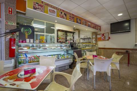 Fabrica e salão de Festas em Vila Real de António