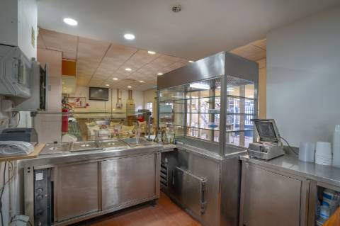 Fabrica e salão de Festas em Vila Real de António