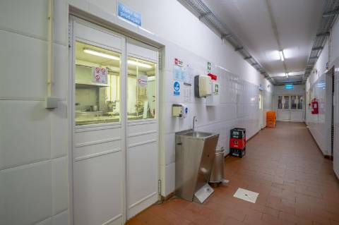 Fabrica e salão de Festas em Vila Real de António