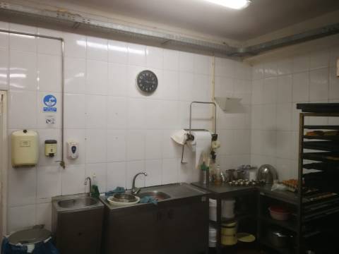 Fabrica e salão de Festas em Vila Real de António