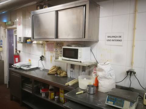 Fabrica e salão de Festas em Vila Real de António