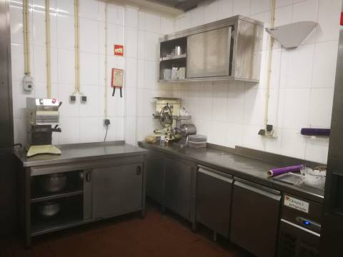 Fabrica e salão de Festas em Vila Real de António