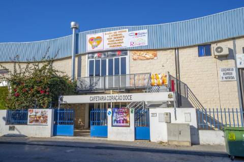 Fabrica e salão de Festas em Vila Real de António