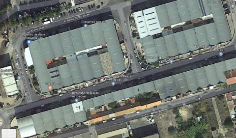 Fabrica e salão de Festas em Vila Real de António